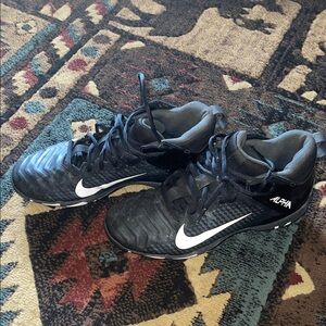 Nike Black and White Athletic Cleats